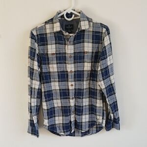 American Eagle Outfitters Long Sleeve Button-Down Shirt XS